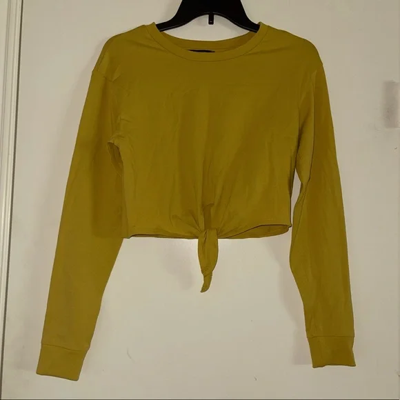 Forever 21 Long Sleeve Crop Top - Picture 1 of 2